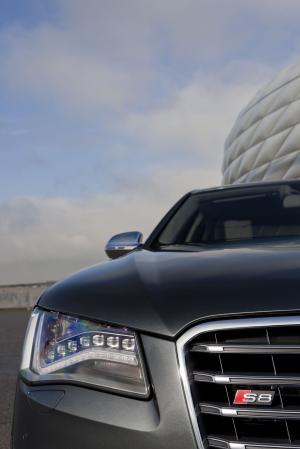 Audi S8 2012 года  (NA)